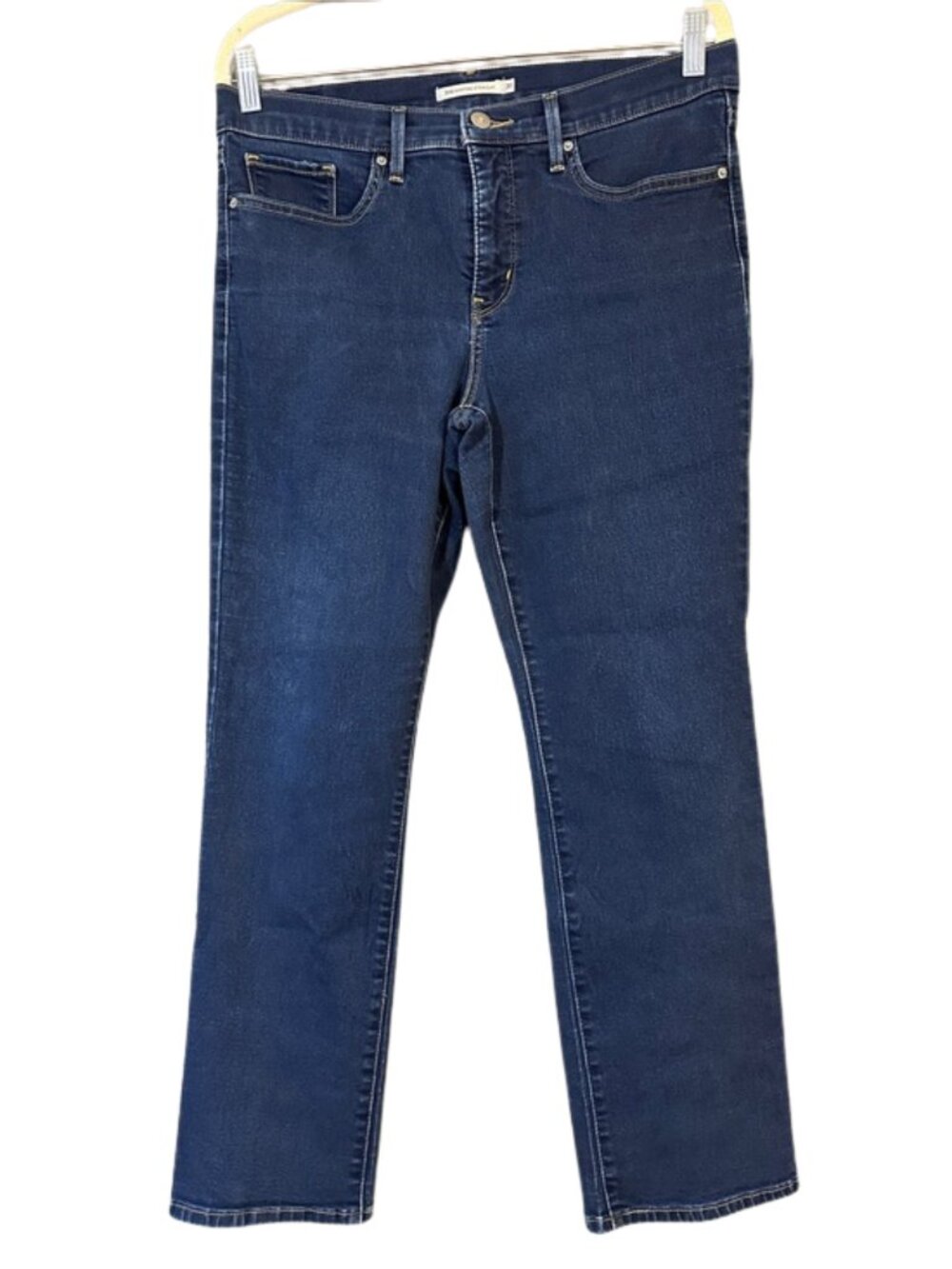 Levi’s 314 Shaping Straight Jeans Women’s Size 31x28 Medium Wash Denim